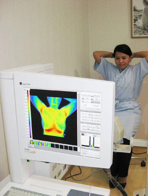 Informasi tempat pemeriksaan kanker payudara di Jakarta. Hub Clinique Suisse T: 021-5790 5890, F: 021-5790 5891 No Pain, No Radiation