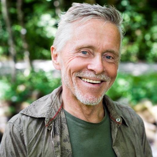 Gunnar Espedal is an award winning physiotherapist and #naturopath, #holistic medicine researcher & lecturer, trainor, inventor, #writer and #entrepreneur.