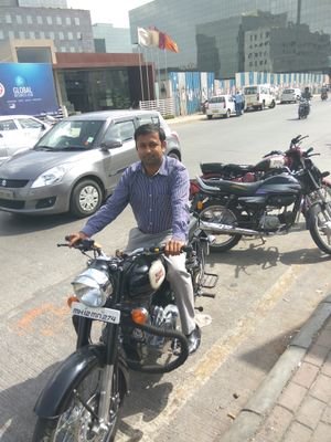 vksamp's profile picture. 