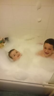 allymoore19841's profile picture. 