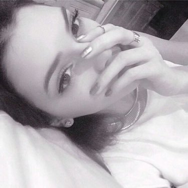 brookerdgz's profile picture. j'ai le temps de lire des livres mais pas vos avis