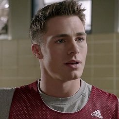 IukerpgWHS's profile picture. jsuis un mec bien