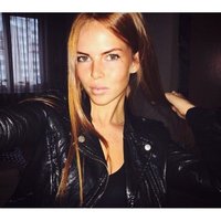 Gracie Perry (@nutwheelswarhi1) 's Twitter Profile