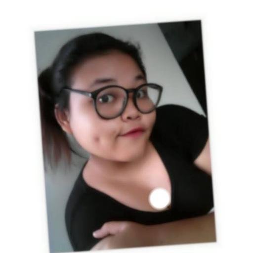 paling gak sukak liat orang sombong -_-  :* my berthay 01 january 2000 :* (@smp pab 2 helvetia ^_^ ) cabi ;) ndut ^_^ tapi manis :D ({}) 3