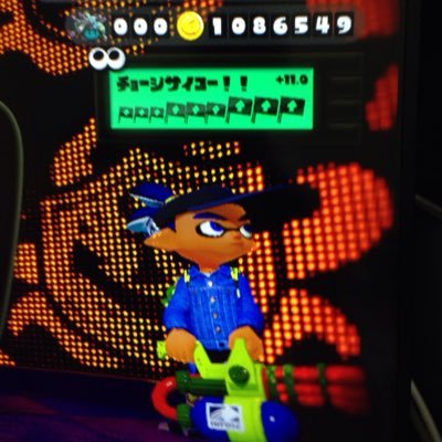 casmkt777's profile picture. きのこの山派