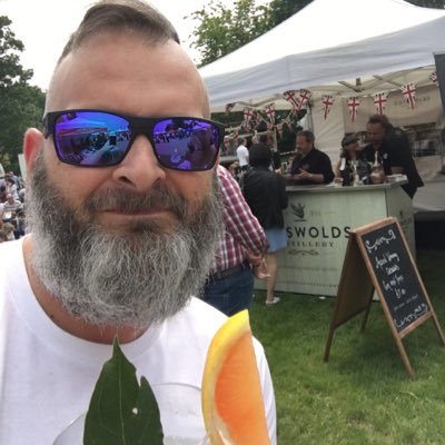 ginwhisperer's profile picture. Instagram & Facebook @GinWhisperer