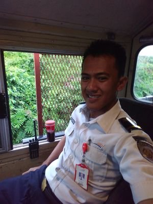 masbayu0165's profile picture. yang terpenting dalam hidup ini ketika kita sadar akan kepedulian ,dan rasa sayang. hidup ini punya cerita dan kita lah yang menjalani, forever in one