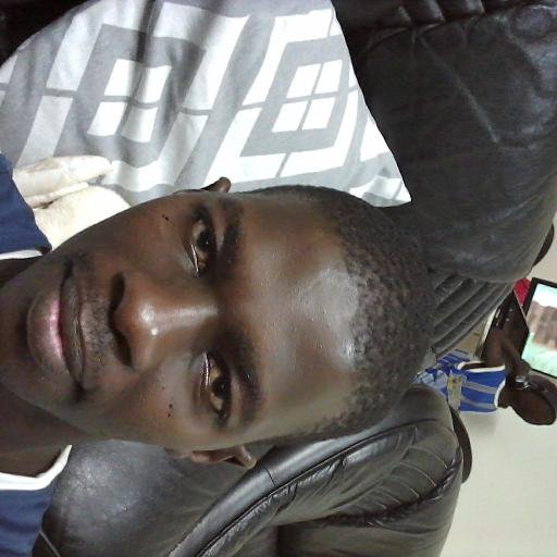 LAMINEBADIANE1's profile picture. " Nous sommes dans le mur mais nous ne nous en rendons pas compte car les mur sont nous " Paul ARIES