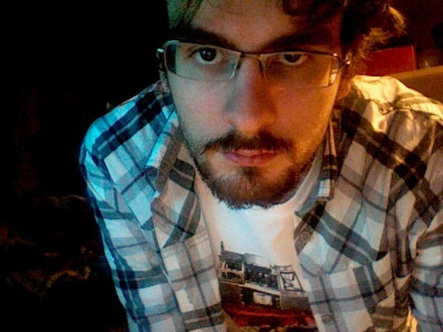 new york-based digital artist/life form. love technology, electronic music, graphics, and being weird.