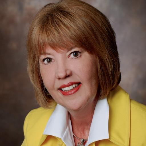 EcoBroker-certified real estate consultant with a passion for green. On the hunt for energy-efficient green homes and like-minded clients across metro Phoenix.