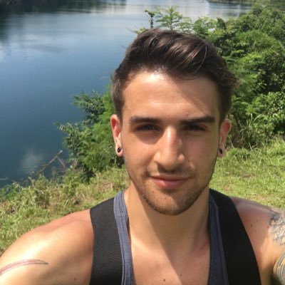 HarryMeakin's profile picture. Freelance Senior designer currently at JKR