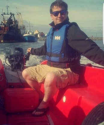 InisRoan3's profile picture. So each chance that comes to me i get out upon the sea, and forget the daily worries left behind.

Árainn - Abu Dhabi