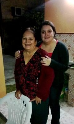 Mamá de Jonathan....Soñadora y enamorada de la vida.