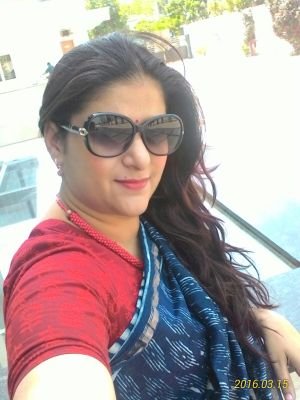 Not a girl,nor yet a woman.Kinda mature yet so childish.One with mischievous smile N a contagious laugh.Behind these twinkling eyes a devilish ploy may be there