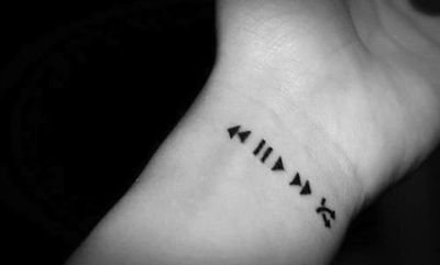 smilemyunicorn's profile picture. 