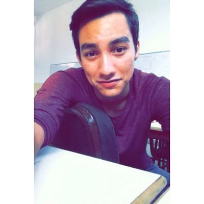 Hector Garrachan On Twitter Por Que Es Tan Bella Ariana