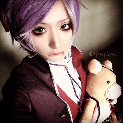 VampireOfPurple's profile picture. “M R S A D I S T I C N I G H T ~” Childish Smol Vampire who decided to take a job at Freddy Fazbear's because, It was better than staying home. [Not looking]