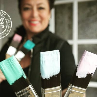 Reuse Recycle Relove furniture & homewares with my own brand of paint EZ2 Paint #paintwithchalkinit .I hold workshops teaching how to turn trash into cash .