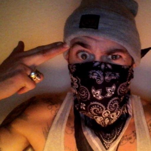 revdev89's profile picture. any medium is my medium. life is my canvas.painting you a pretty picture,at least its pretty to me. when i die my story will not its the story of #devvincci