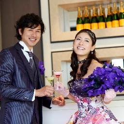 静岡県三島市にある結婚式場ザ・ラグシエナ
高級南国リゾートをテーマに開放感あふれるチャペルや155名様まで入る披露宴会場を新郎新婦様の貸切りに。
ファーストクラスのおもてなしをお届けいたします。