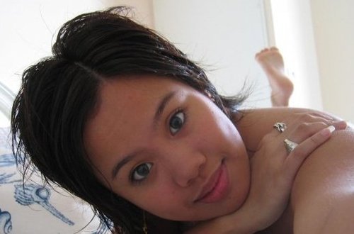 chinachewy's profile picture. Life moves faster than I want it.