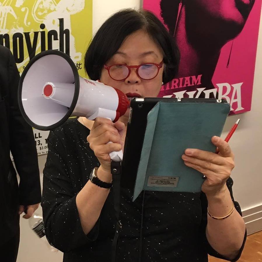 glee212's profile picture. Academic law librarian specializing in electronic services, tech and social media geek, culture maven and choral singer (@nychoral).