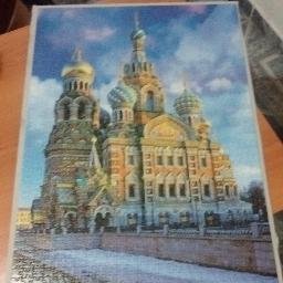 la idea de esta cuenta es subir y compartir las fotos de los puzzles que armamos a los que nos gustan.