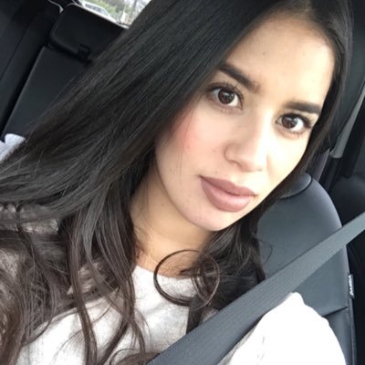 karenshantal's profile picture. Mrs. Aguirre. SC: karenshantal