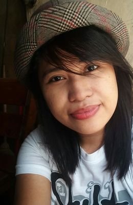 JulieannTapit's profile picture. 