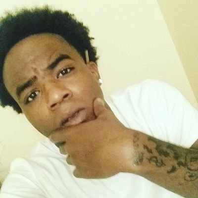 ⤴♋Cool,Calm,Colllective young nigga thankful but I still want more.....⬅who believes in coincidences ???
#streeetmoneythemobb