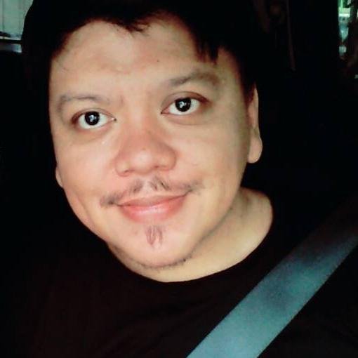 Hello! I'm a dad, husband and entrepreneur. This is my Twitter account - focused on Internet Marketing tips, ideas and tools. Welcome! :D