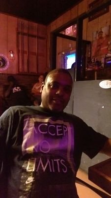 showtfuze's profile picture. 