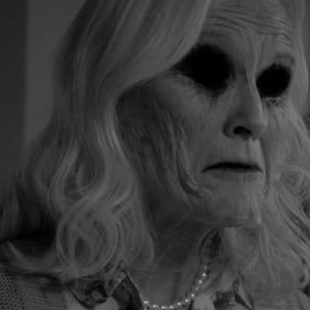 gossiprpglm's profile picture. Je sais tout, je vois tout. Il est inutile d'essayer de me cacher quoi que ce soit. Je vous surveille.