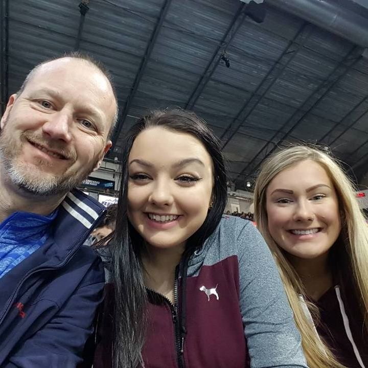 bdokka's profile picture. UW, Seahawks, Mariners, Sounders, Golf addict