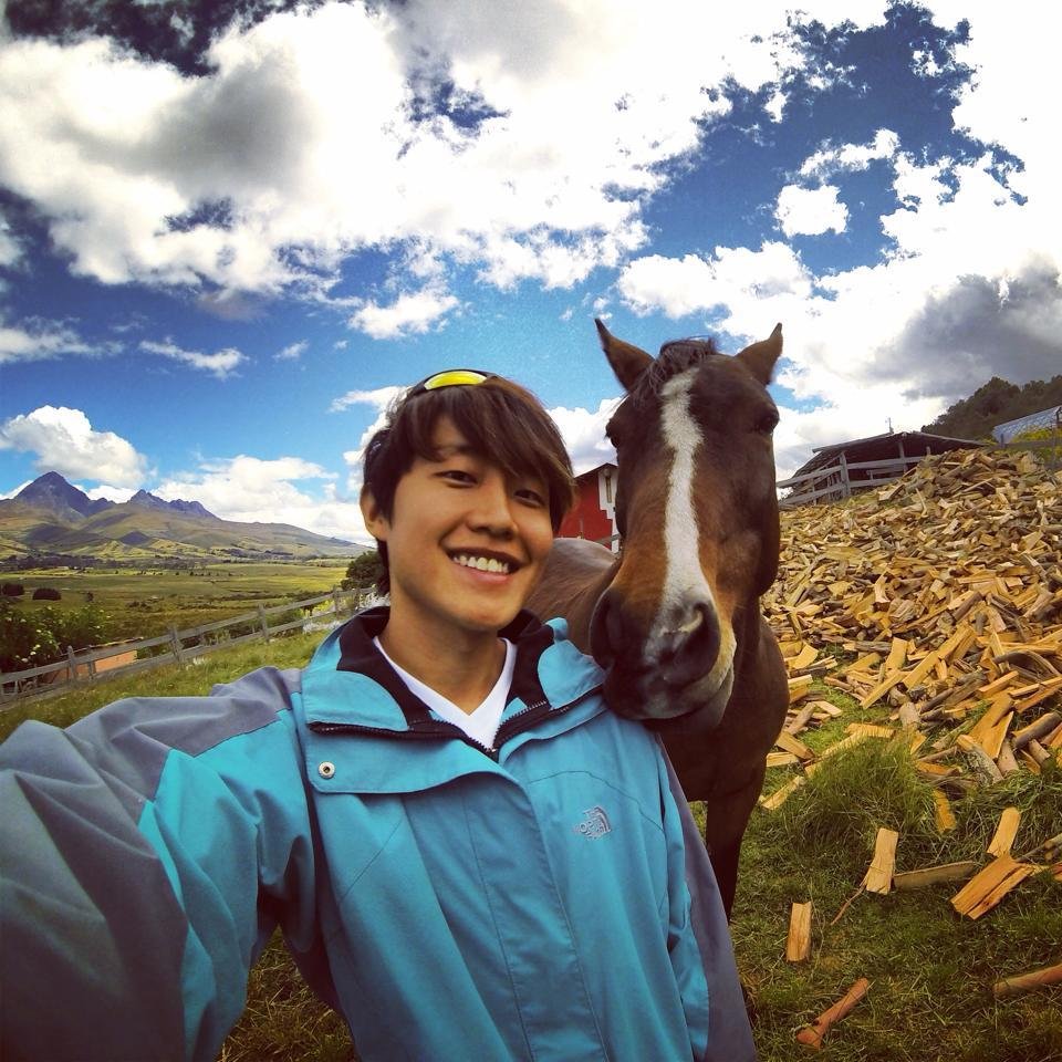 Pohtecktoes's profile picture. Traveller, outdoor enthusiast, occasional dancer, human. Hunting for the next @TheTravelIntern. IG: @Pohtecktoes