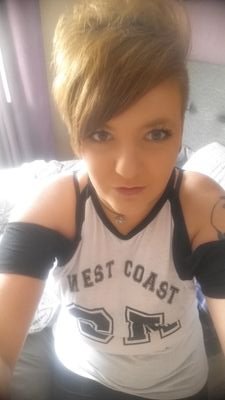 AshleyS77462388's profile picture. I love listening to metal/rock music my favourite bands are Asking Alexandria, Five Finger Death Punch, Avatar and loads more I also love going to a lot of gigs