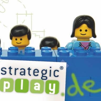 Envision and design strategies with LEGO® SERIOUS PLAY® & @cocreact. Official #LEGOSERIOUSPLAY Training Provider.