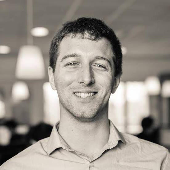 Enfoiré de patron. Développeur certifié #Magento chez @LumaoSAS https://t.co/zfJ3ZtiNdY