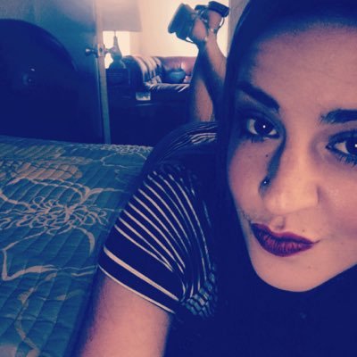 ReneeViscardi's profile picture. know your worth. ♥️