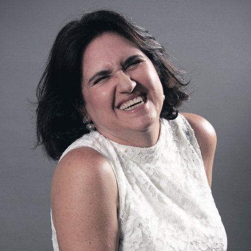 Believes that everyone deserves an education. Connector. Capabilities builder. BlendedLearning. Women's advocate. Content geek. Proud Latino cook & mama .