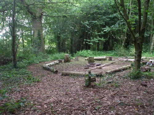 Forest School, outdoor play, woodland crafts, fun, composting, organic and permaculture growing, chickens and other interesting stuff goes on here.