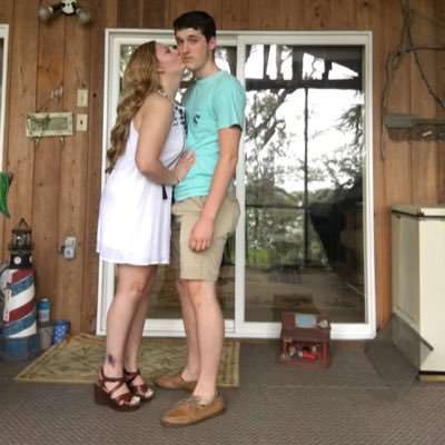 Logan_Purvis_23's profile picture. platinum vapes Hiram 💨💨💨                    complyfe 🤘🏻🤘🏻💀💀                                           S.N.Y 03/10/14 😍😘🤗