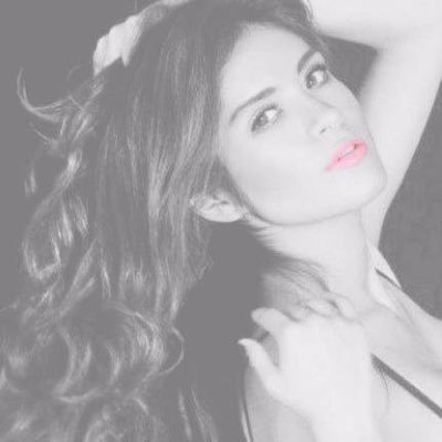 ♀|| 30.12.1992 || Modelo || Acтrιz || Excoɴcυrѕαɴтe de Sυpervιvιeɴтeѕ 2016 || Cυeɴтα de αpoyo α @MiriamSaavdra ❤ ♯TeαмMιrιαм
