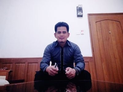 Persahabatan lebih indah daripada suatu materi