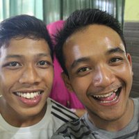 Dede (@devandywahyu) 's Twitter Profile