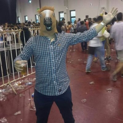 Kap_Snow's profile picture. Ciudadano de un lugar llamado mundo.