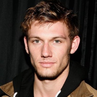 #APRPG #FrozenRP #DescendantsRP FC: Alexander Pettyfer
