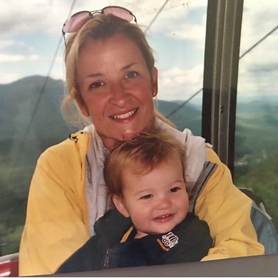 halogen85's profile picture. Mother, Feminist, RN, Proud Liberal,I don’t have time or patience for MAGA members Love is Love ❤️ 🌈 humans are not Illegal