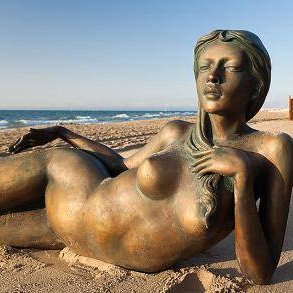 Cap d'Agde is the world's largest nudist resort.Come to Cap D'Agde and forget about clothes during the whole season!
+33 7 53 04 38 67
info@paris-cab.com