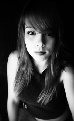 Twitch Streamer - AshyGameOver | Diseñadora Gráfica | Dietista y Nutricionista en proceso.